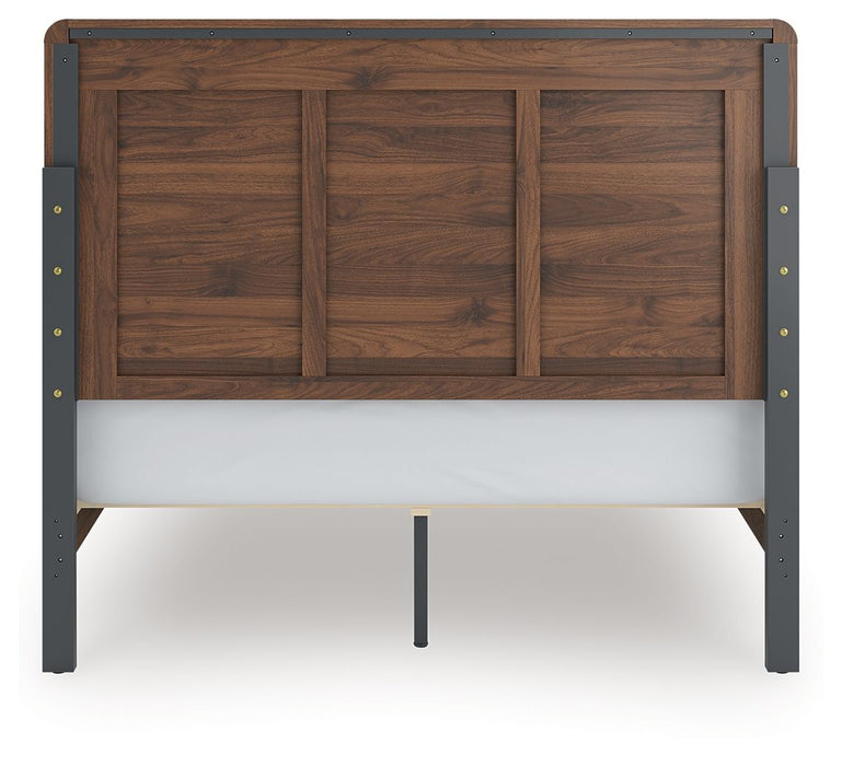 Fortlorn - Panel Bed