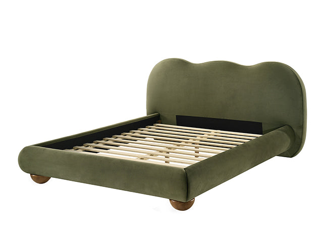 Finamore - E.King Bed