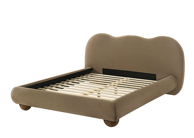 Finamore - E.King Bed
