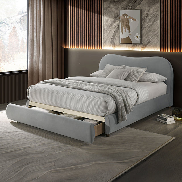 Grimsby - E.King Bed
