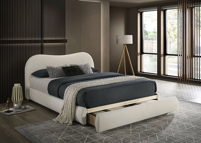 Grimsby - E.King Bed