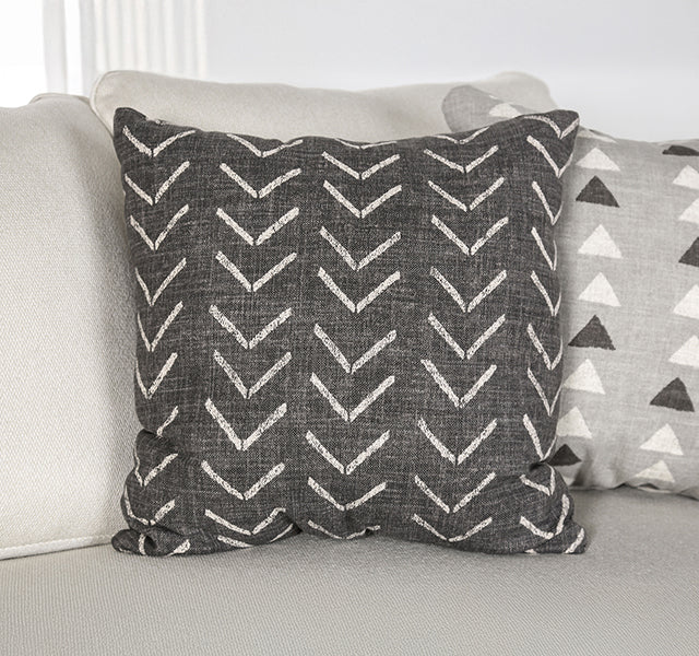 Hyde Park - Loveseat w/ Pillows