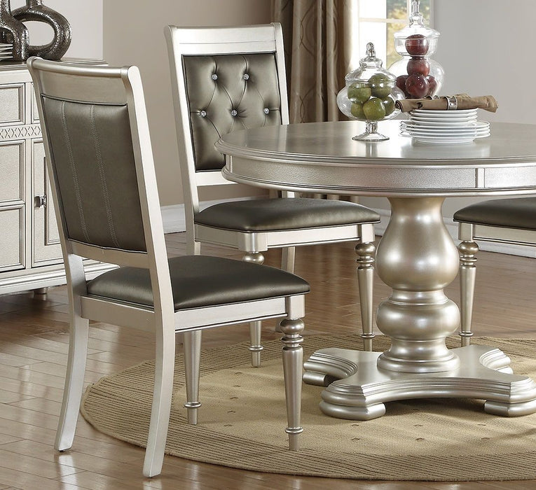 Round Dining Table Silver / Gray Finish Rubber Wood Frame Center Glass Top Dinette Table