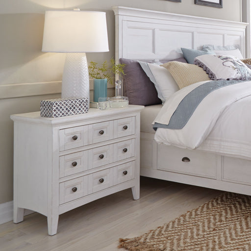 Heron Cove - Relaxed Traditional Chalk White Three Drawer Nightstand - Chalk White Unique Piece Furniture