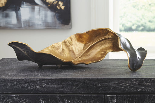 Melinda - Black / Gold Finish - Sculpture Unique Piece Furniture