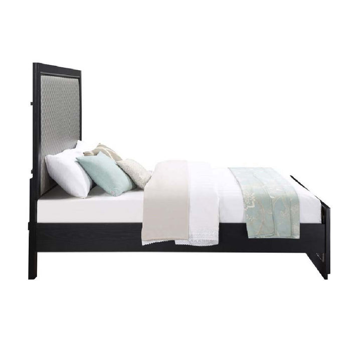 Nicola - Ek Bed - Silver PU & Black Finish Unique Piece Furniture