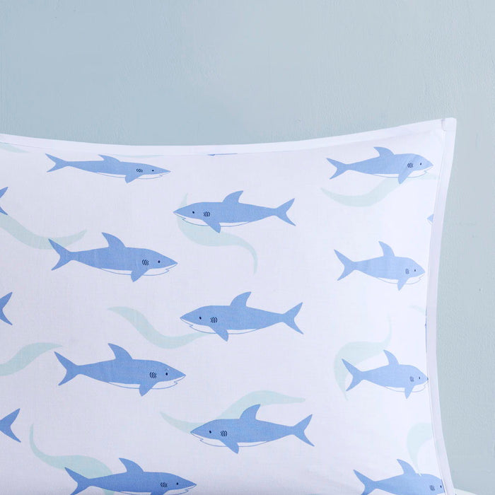 Cotton Cabana Stripe Reversible Quilt Set With Shark Reverse - Navy