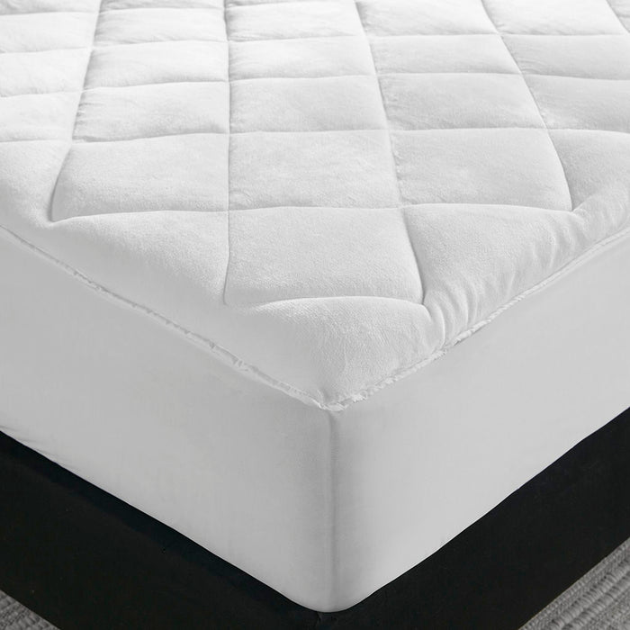 Cool / Warm Reversible Waterproof And Stain Release Mattress Pad, White