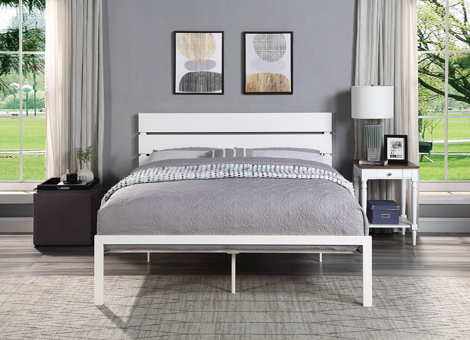 Contemporary Queen Bed 1 Piece Casual Style White Metal Bed Bedroom Furniture