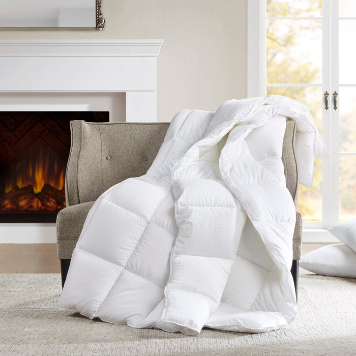 Dobby Cotton Down Alternative Comforter - White