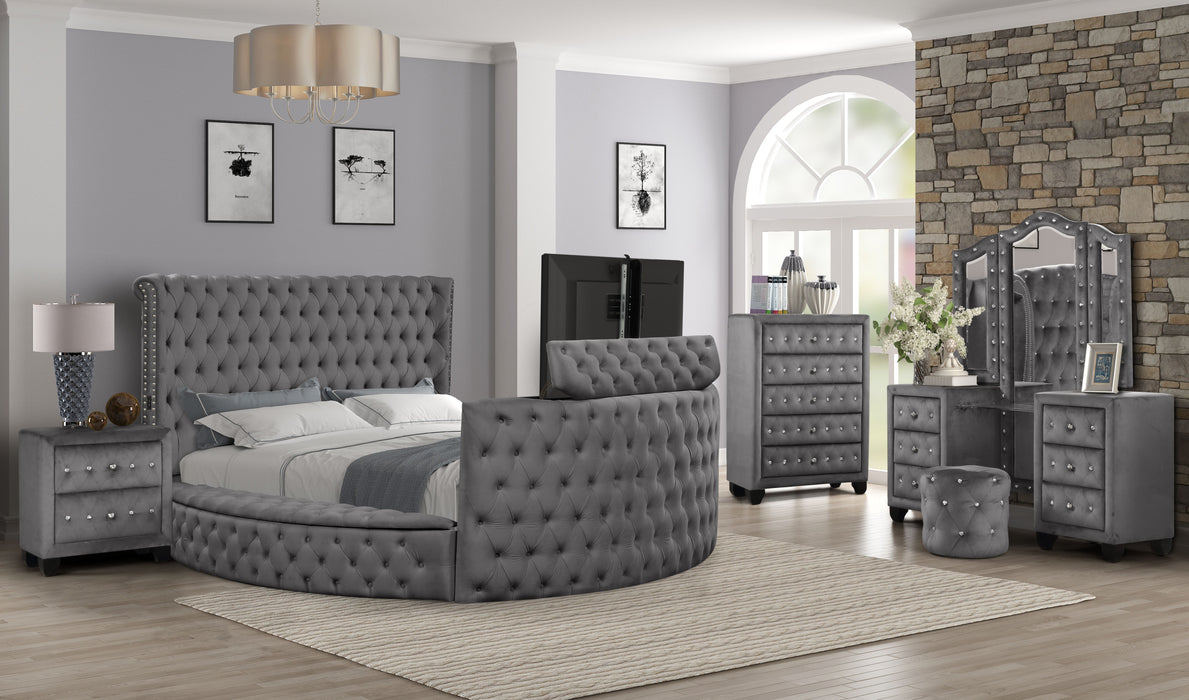 Maya Modern Style Crystal Tufted Queen 4 Piece Bed Room Set Made With Wood In Gray