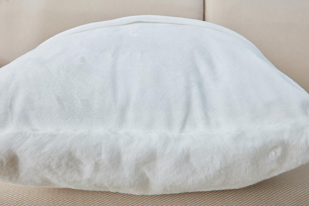 Agnes Luxury Chinchilla Faux Fur Pillow (18 In. X 18 In.) - White