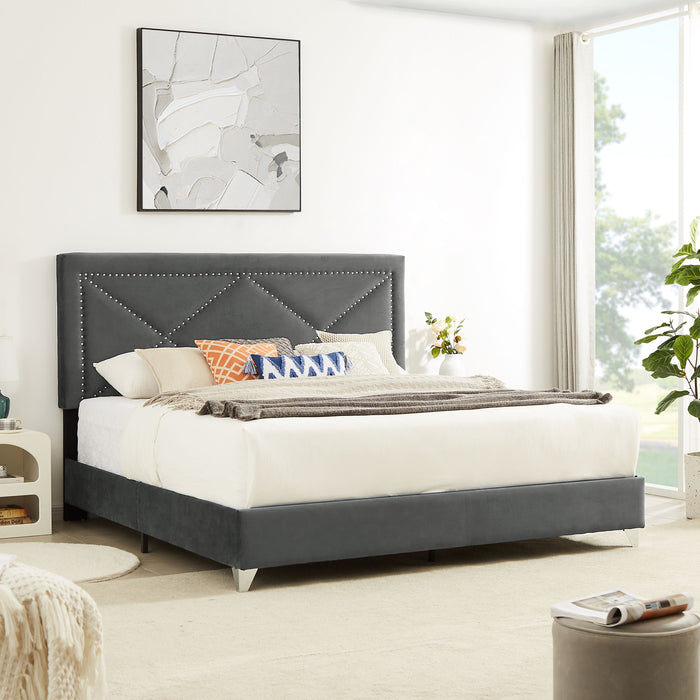 B109 King Bed .Beautiful Brass Studs Adorn The Headboard, Strong Wooden Slats And Metal Legs With Electroplate - Gray