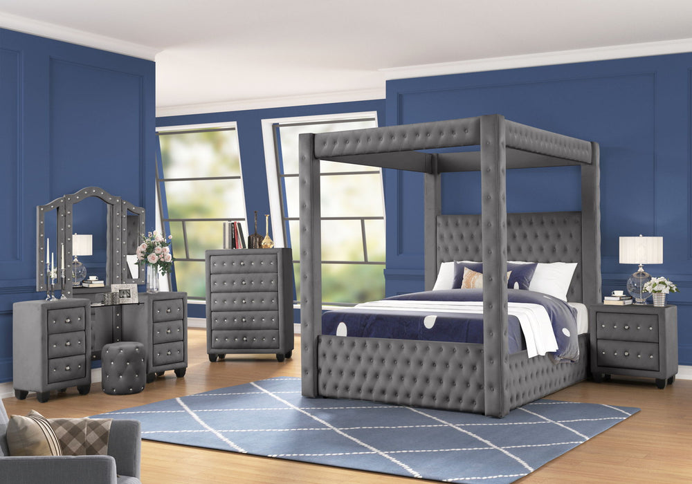 Monica Luxurious Four - Poster Full 5 Pieces Vanity Bedroom Set Made With Wood In Gray