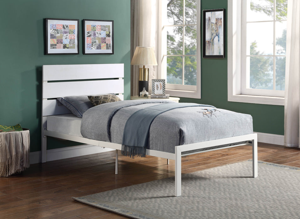 White Metal Frame Twin Size Bed 1 Piece Casual Style Bedroom Furniture