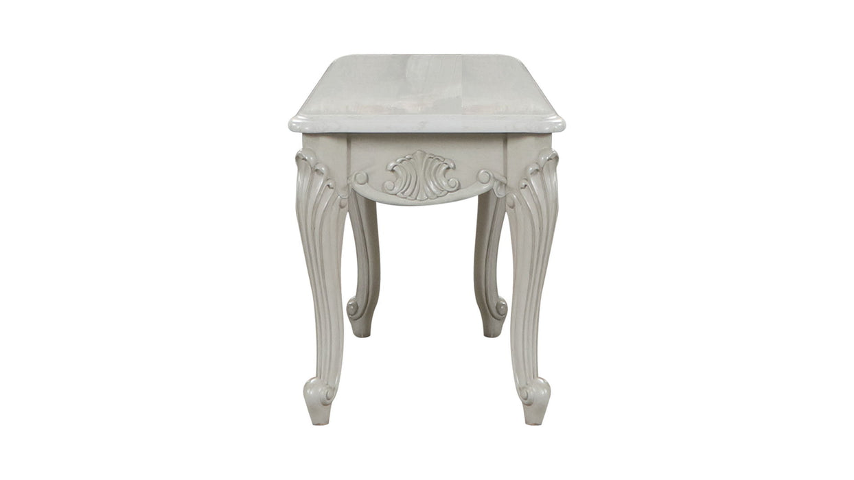 Tuscan Traditional Style End Table Made With Wood In Silver