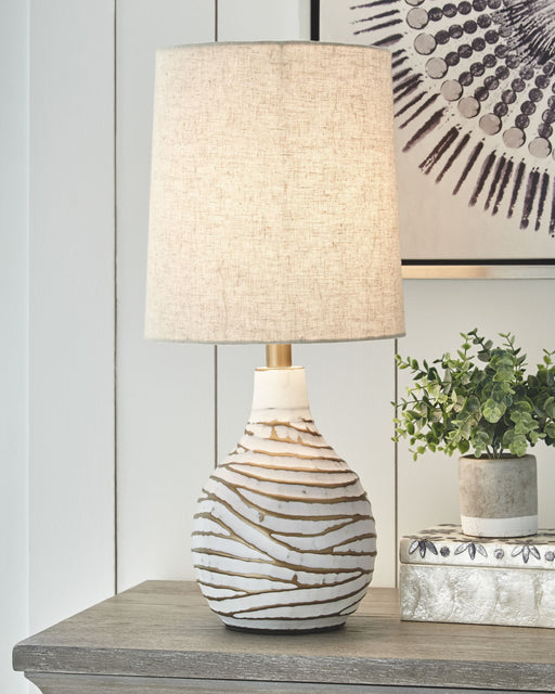 Aleela - White / Gold Finish - Metal Table Lamp Unique Piece Furniture