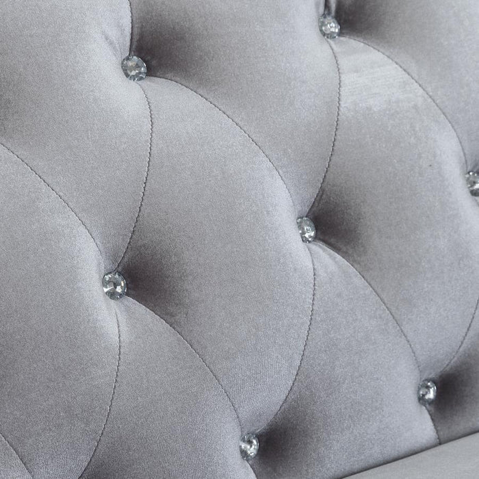 Frostine - Button Tufted Chair - Silver Unique Piece Furniture