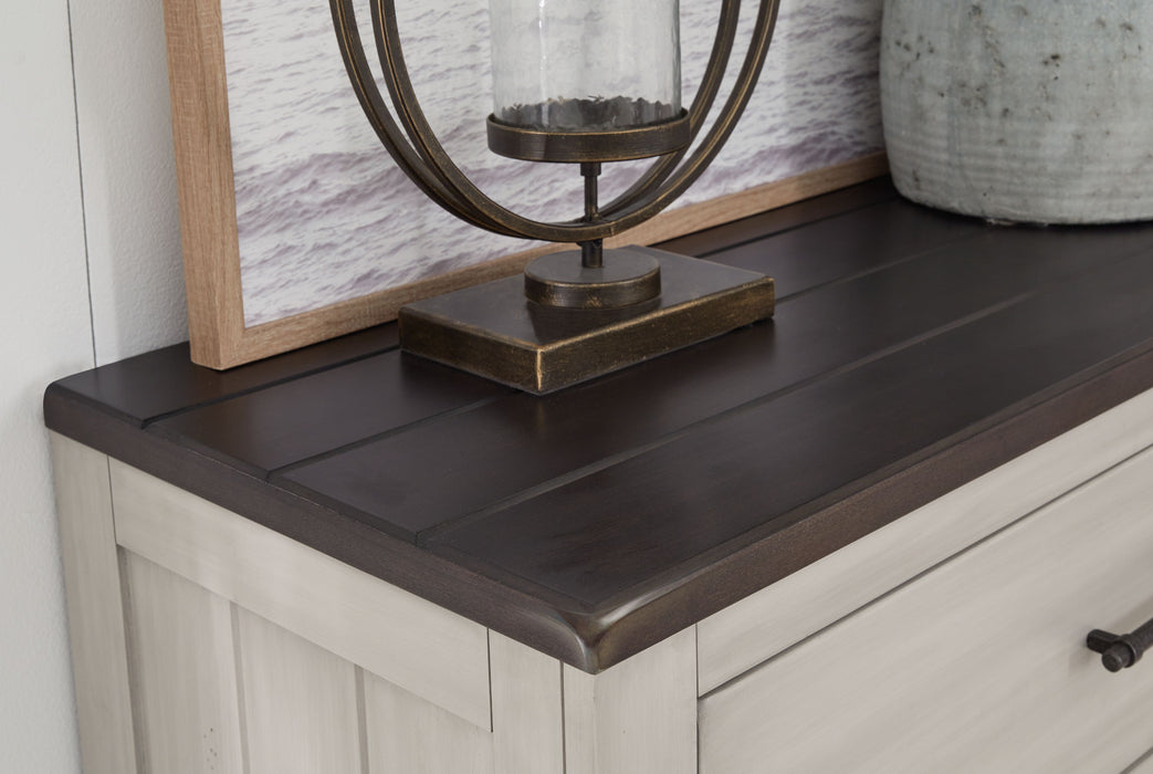 Darborn - Five Drawer Chest - Gray / Brown