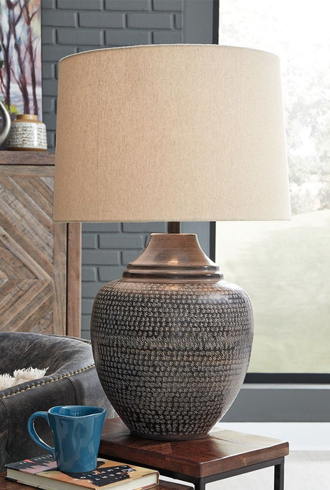 Olinger - Brown - Metal Table Lamp Unique Piece Furniture