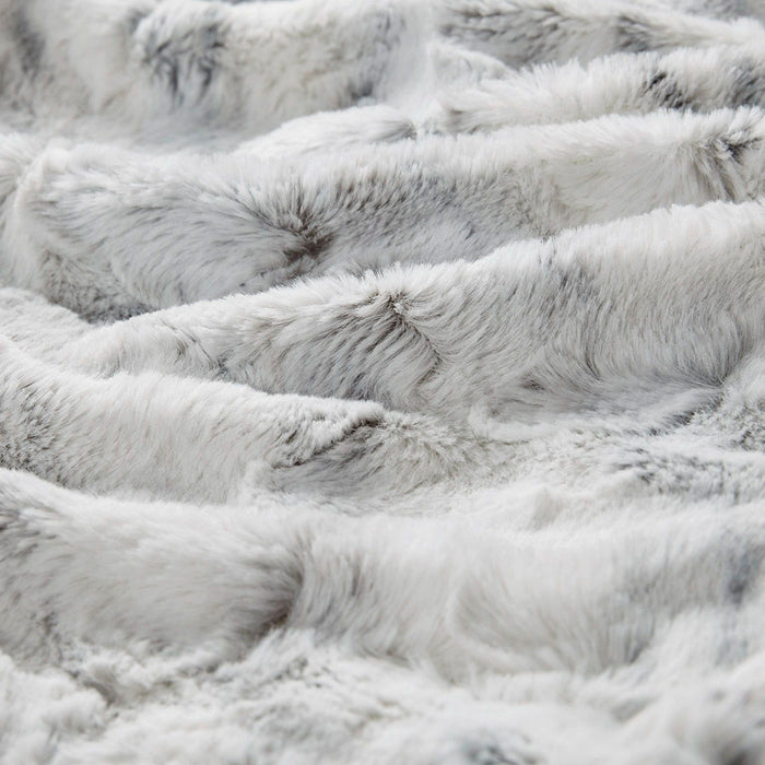 Oversized Faux Fur Throw In Grey