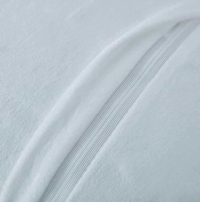 Agnes Luxury Chinchilla Faux Fur Pillow (18 In. X 18 In.) - White