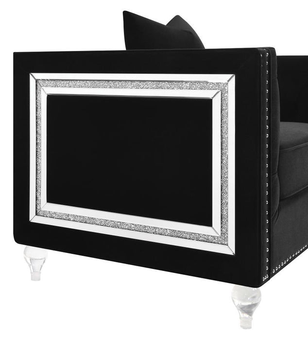 Delilah - Upholstered Tufted Tuxedo Arm Chair - Black Unique Piece Furniture