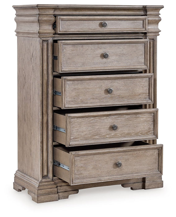 Blairhurst - Five Drawer Chest - Light Grayish Brown