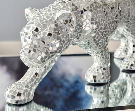 Drice - Silver / Gray - Sculpture Unique Piece Furniture