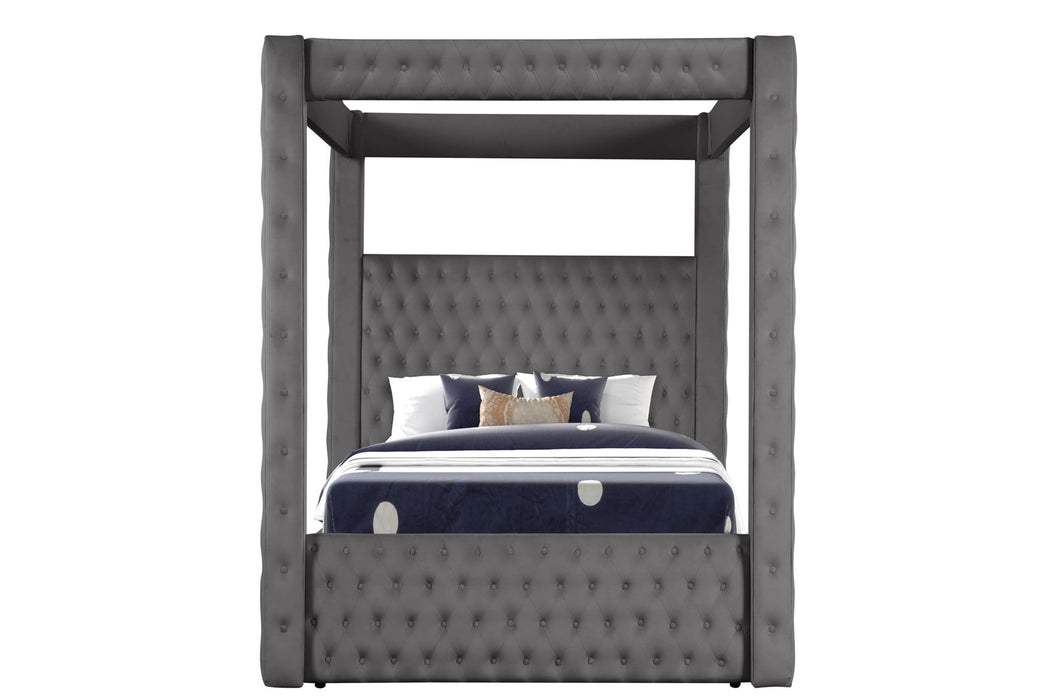 Monica Luxurious Four - Poster Queen Bed Made With Wood In Gray