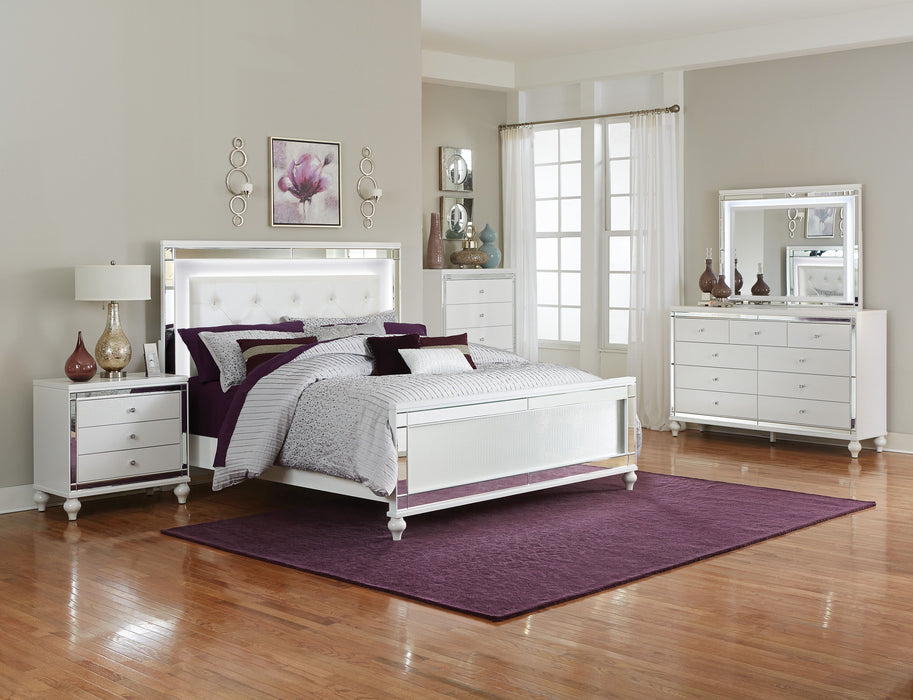 Modern Glamorous Bedroom Chest Of 5 Drawers 1 Piece Metallic White Finish Alligator Textured Fronts Mirror Trim Wooden Furniture