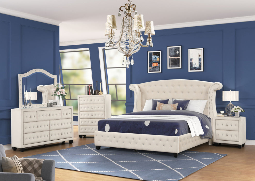 Sophia King 4 Pieces Bedroom Set Made With Wood In Cream